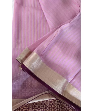 Zari Gleam Semi Crepe Saree